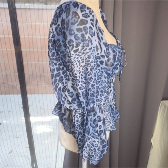 Milk & Honey Animal Print Top Womens M Blue Leopard Print Boho Y2k Long Sleeve - Picture 5 of 9